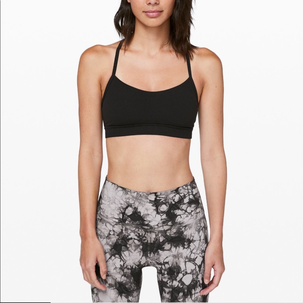 Black Flow Y sports bra from lululemon